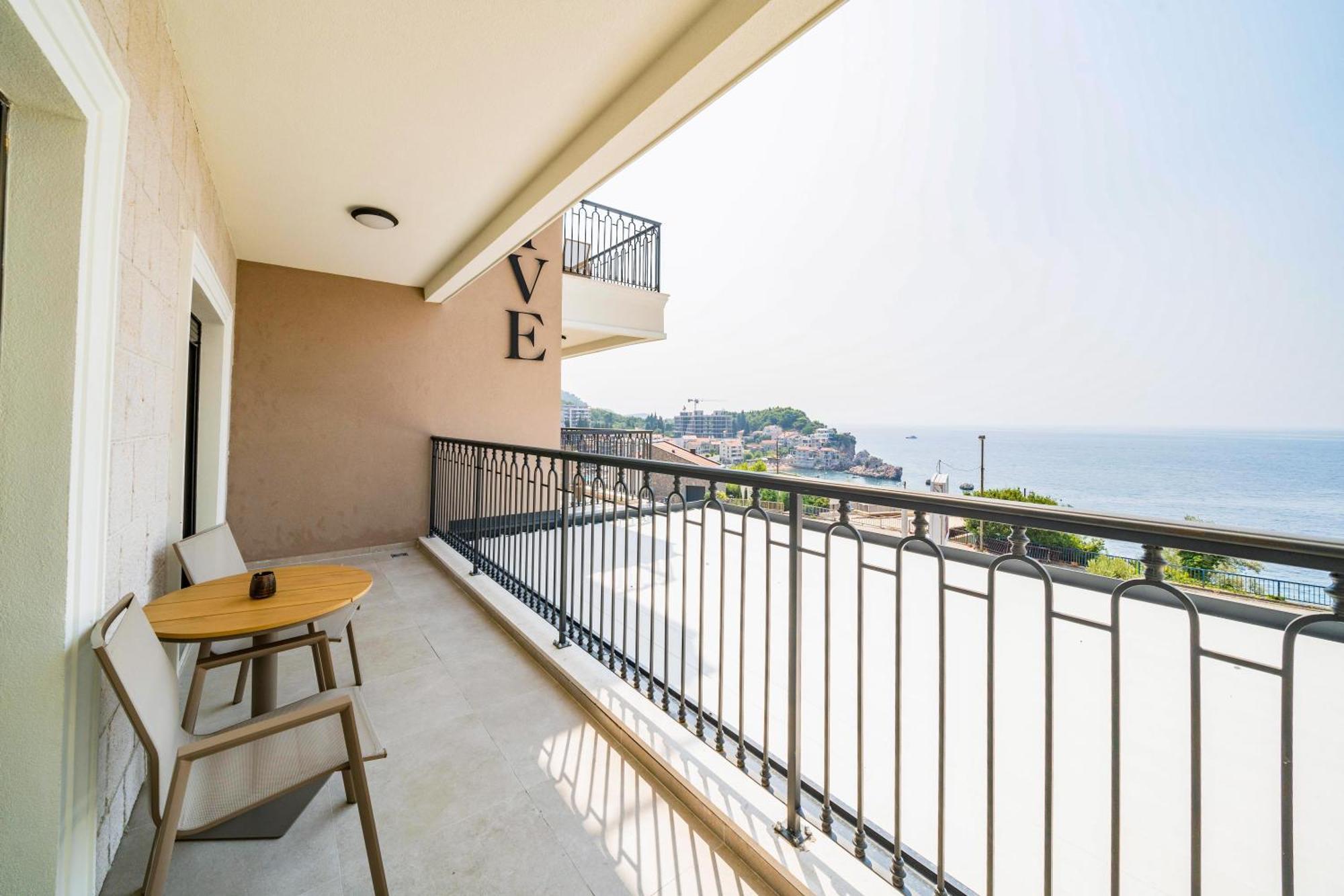 Exclusive Hotel Budva Exterior foto